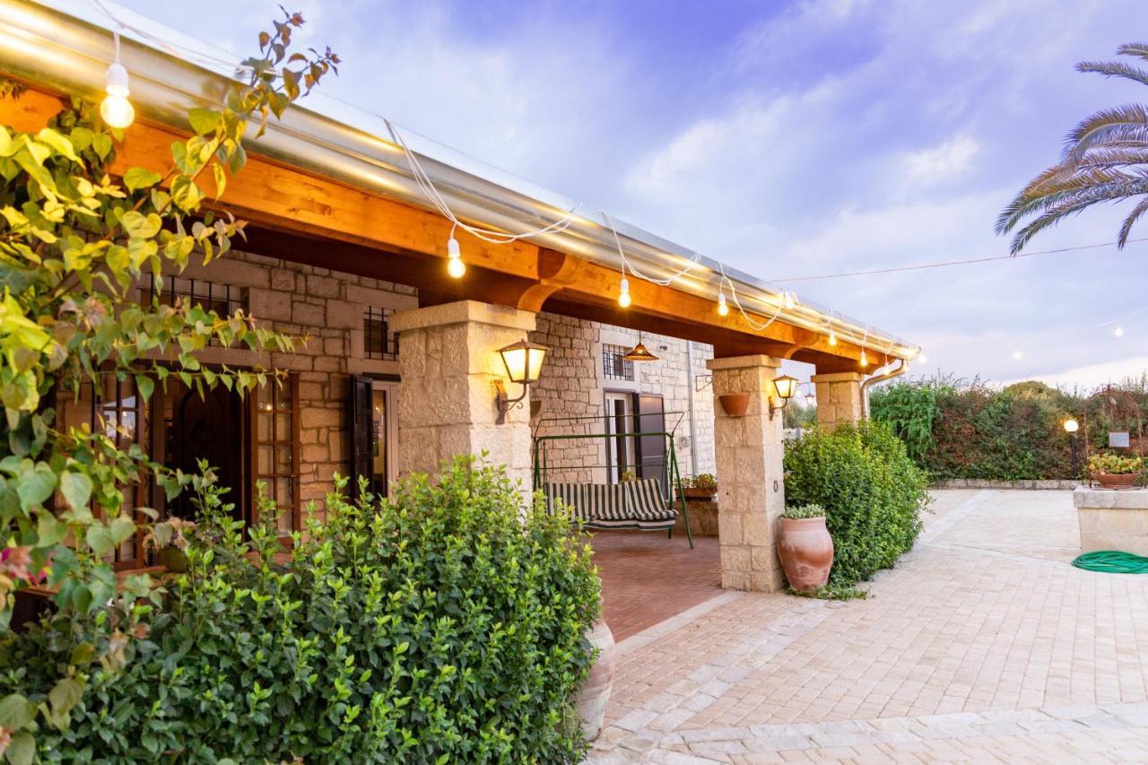 Casale Della Contea Guest House Модика Екстериор снимка