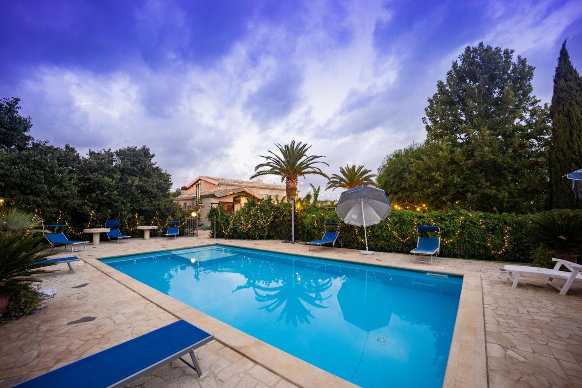 Casale Della Contea Guest House Модика Екстериор снимка